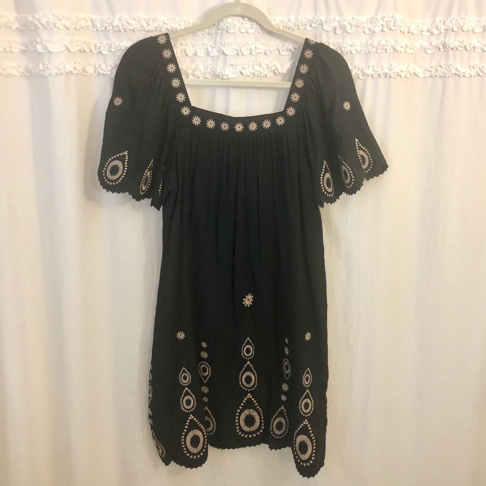 BCBG MaxAzria Black Short Sleeved Dress